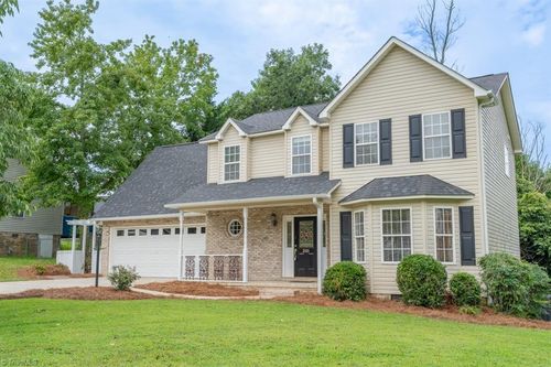 2101 Flay Cecil Rd, Thomasville, NC, 27360-8914 | Card Image