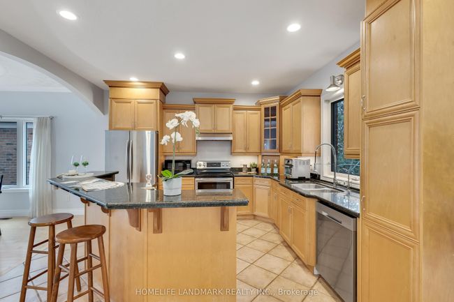 227 The Lions Gate, House other with 5 bedrooms, 4 bathrooms and 4 parking in Waterloo ON | Image 9