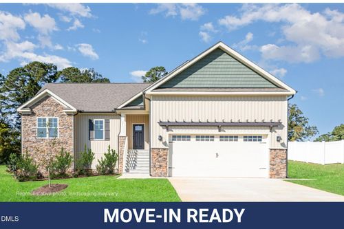 201 Tee Dr, Selma, NC, 27576-2409 | Card Image