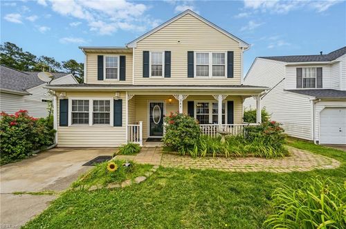 345 Circuit Ln, Newport News, VA, 23608-4908 | Card Image