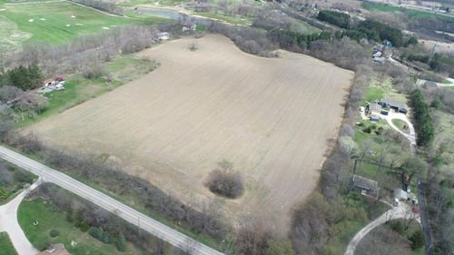 Lt0 Oakdale Drive, Vernon, WI, 53149 | Card Image