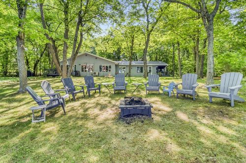14296 E Fox Lake Rd, Detroit Lakes, MN, 56501-7112 | Card Image
