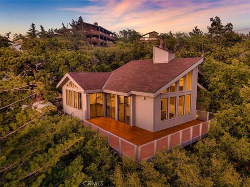 33052 Piedras Grande, Green Valley Lake, CA, 92341 | Card Image