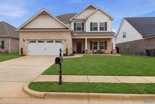 154 Brier Valley Dr, Meridianville, AL, 35759-4202 | Card Image