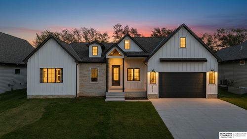 815 S Lakeview Way, Ashland, NE, 68003-6234 | Card Image