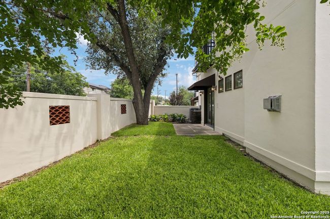 APT-1 - 172 Katherine Ct, Townhouse with 4 bedrooms, 4 bathrooms and null parking in San Antonio TX | Image 71