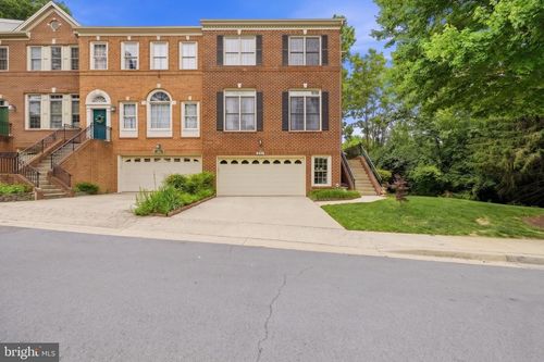 103 Crofton Hill Ln, ROCKVILLE, MD, 20850-2063 | Card Image