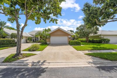 2320 Saratoga Bay Drive, House other with 3 bedrooms, 2 bathrooms and null parking in West Palm Beach FL | Image 2