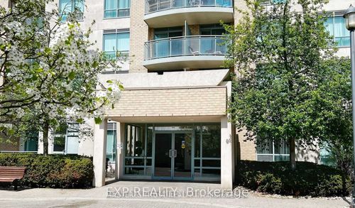 301-51 Baffin Crt, Richmond Hill, ON, L4B4P6 | Card Image