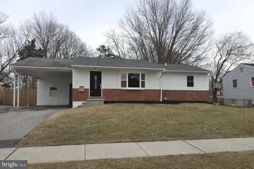 11 Dunsinane Dr, NEW CASTLE, DE, 19720-2316 | Card Image