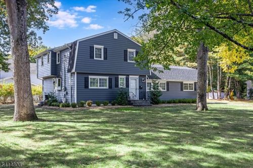 60 E Sherbrooke Pkwy, Livingston, NJ, 07039-3106 | Card Image