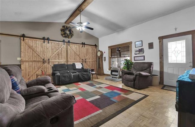2000 E Beverly Dr, House other with 7 bedrooms, 6 bathrooms and null parking in Shepherd TX | Image 5