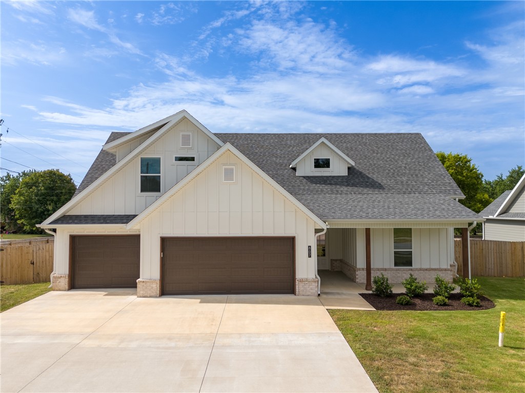 Mueller Way, Prairie Grove, AR 72753