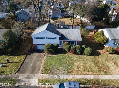 1304 Tanis Pl, Fair Lawn, NJ, 07410-5132 | Card Image