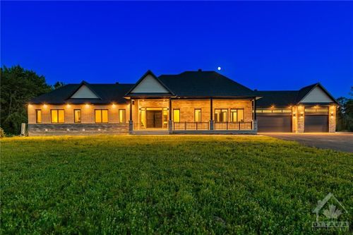 1660 Century Rd E, Kars, ON, K0A2E0 | Card Image