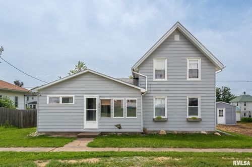 205 E Vine St, Wheatland, IA, 52777-7740 | Card Image