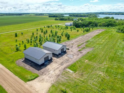 30591 350th Ave, Battle Lake, MN, 56515-9325 | Card Image