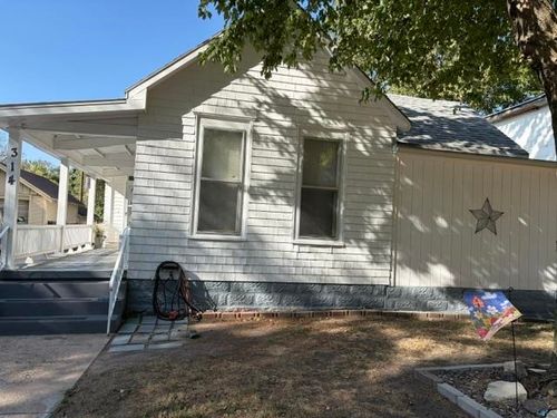 314 E 7th St, Newton, KS, 67114-2702 | Card Image