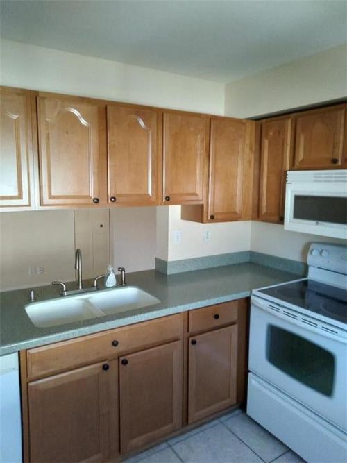 202-115 Gardens Dr, Pompano Beach, FL, 33069-0947 | Card Image