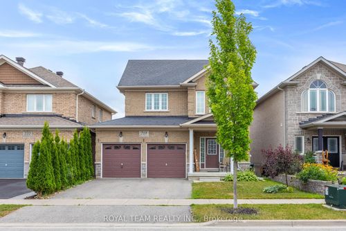 218 Richardson Cres, Bradford, ON, L3Z0R6 | Card Image