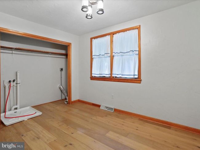 2 W Marathon Pl, House other with 5 bedrooms, 2 bathrooms and null parking in ROMNEY WV | Image 19