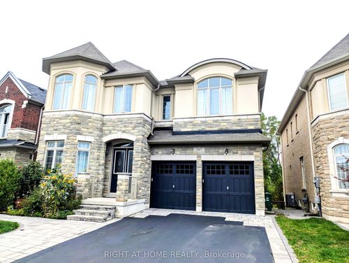 247 Humphrey St, Hamilton, ON, L8B1X4 | Card Image