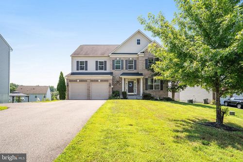 15844 Eagle Feather Dr, WOODBRIDGE, VA, 22191-6116 | Card Image