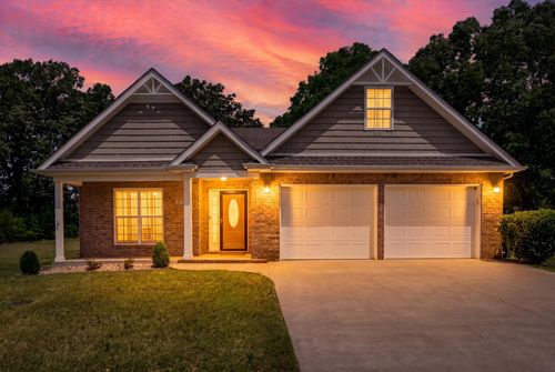 273 Turnberry Cir, Clarksville, TN, 37043 | Card Image