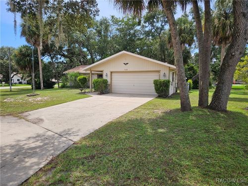 7525 W Fairview Ct, Crystal River, FL, 34429-7900 | Card Image