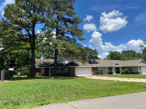 1005 Se 5th Street, Wagoner, OK, 74467 | Card Image