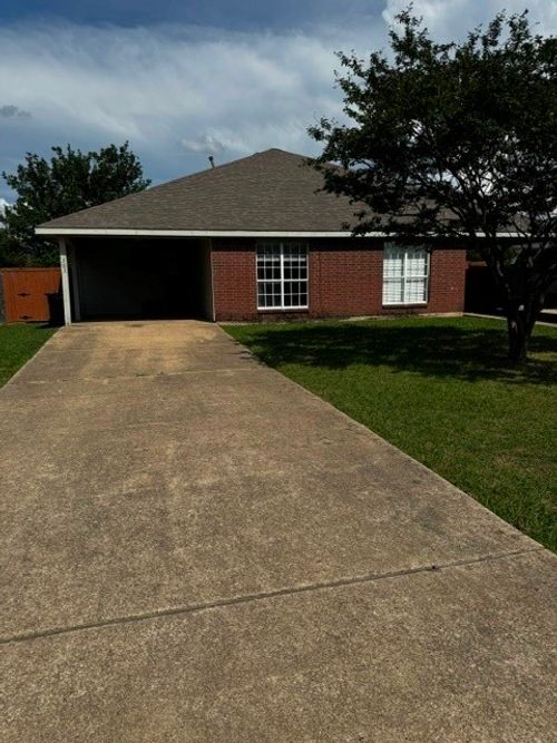 303 N Arizona Dr, Celina, TX, 75009-6216 | Card Image