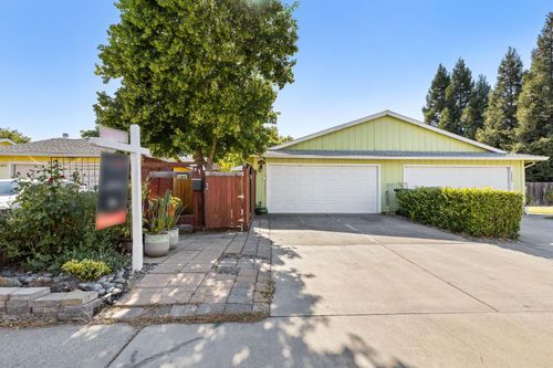 3006 53rd St, Sacramento, CA, 95820-1663 | Card Image
