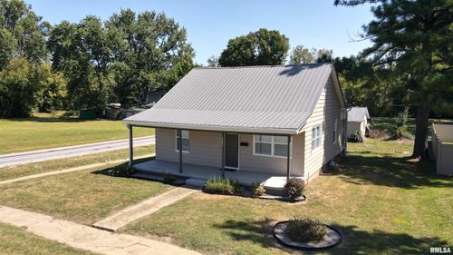 502 S Sunny Slope St, West Frankfort, IL, 62896-3485 | Card Image