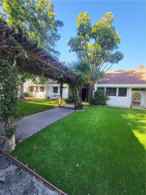 191 Dapplegray Rd, Bell Canyon, CA, 91307-1053 | Card Image