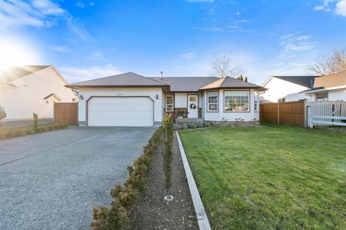 1605 Maple Cres, Agassiz, BC, V0M1A2 | Card Image