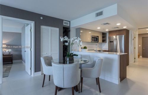 unit-303-9261 E Bay Harbor Dr, Bay Harbor Islands, FL, 33154-2763 | Card Image