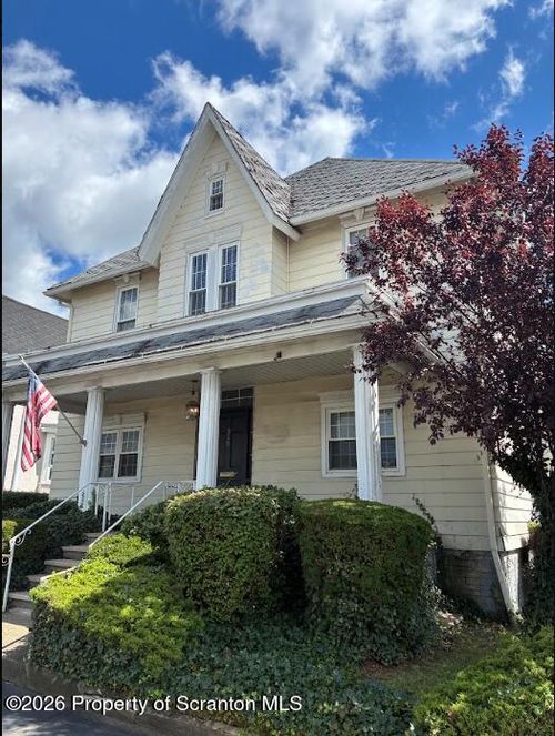 313 S Main Ave, Scranton, PA, 18504-2546 | Card Image