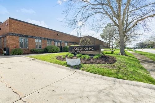 551 Mitchell Rd, Glendale Heights, IL, 60139-2582 | Card Image