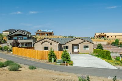 Welcome Home to this well maintained rambler! | Image 3