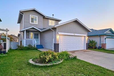 10 Big Springs Hill Se, House detached with 3 bedrooms, 2 bathrooms and 4 parking in Airdrie AB | Image 2