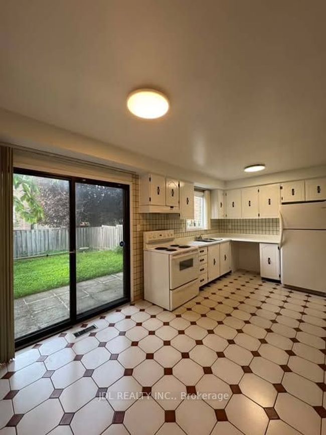 6 Maitland Dr, House other with 3 bedrooms, 3 bathrooms and 2 parking in Markham ON | Image 8