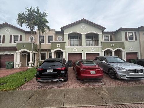 666 Ne 35th Ave, Homestead, FL, 33033-7625 | Card Image