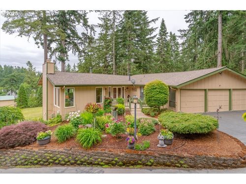 9076 Daleview Rd Se, Salem, OR, 97317-9048 | Card Image