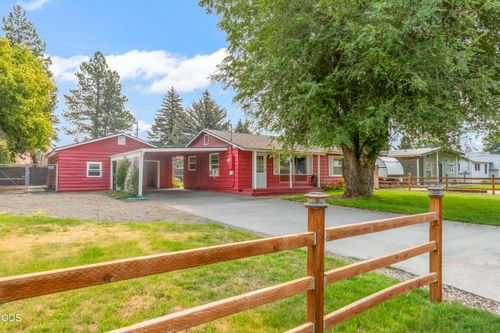 796 Ne Dunham St, Prineville, OR, 97754-1649 | Card Image