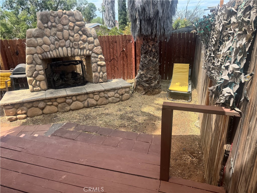 Residential Lease in Riverside 3