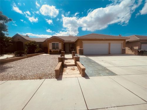 13656 Sandpiper Pl, Victorville, CA, 92392 | Card Image