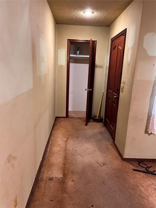 102 Larry Ln, Pauls Valley, OK, 73075-6619 | Card Image