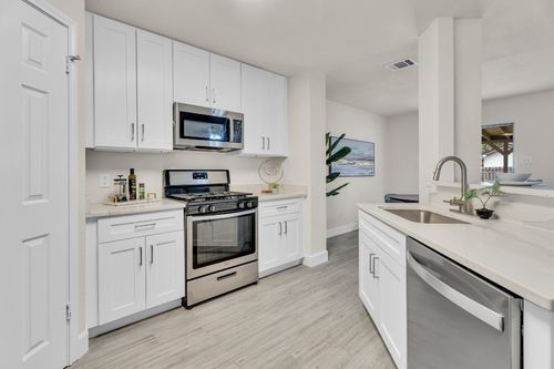 8902 Romayne Ln, Austin, TX, 78748-6487 | Card Image