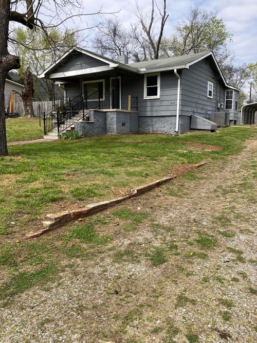 303 Main St, Soddy Daisy, TN, 37379-6504 | Card Image