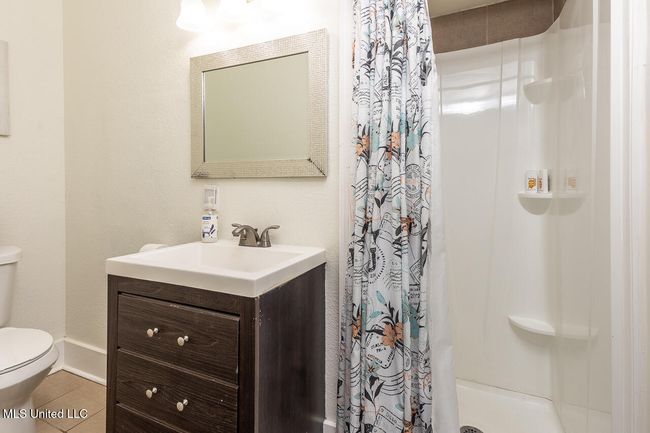 Hwy178-33-bathroom 2 | Image 19